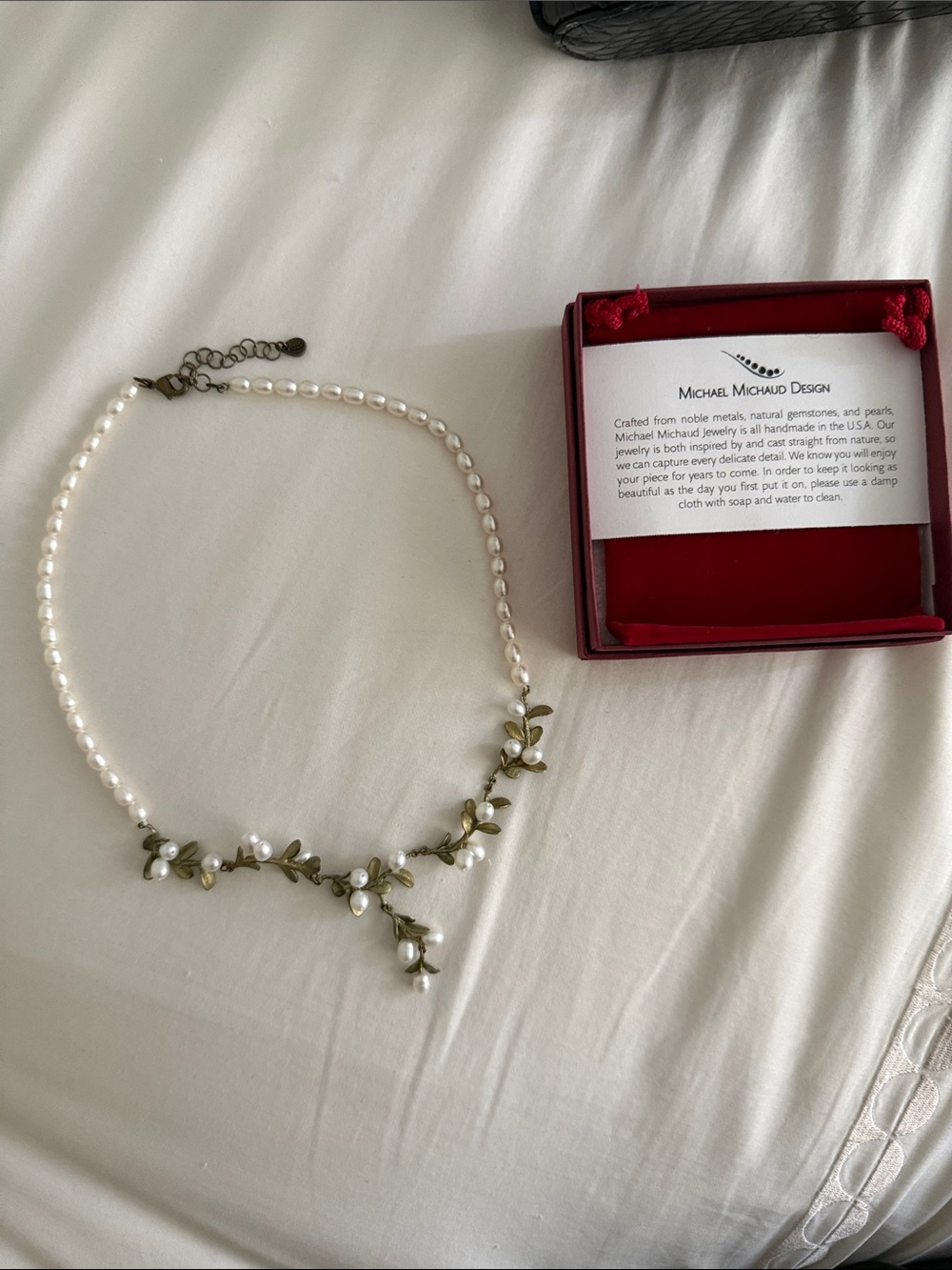 NWT Michael Michaud “Boxwood” Necklace in White and Gold-Tone